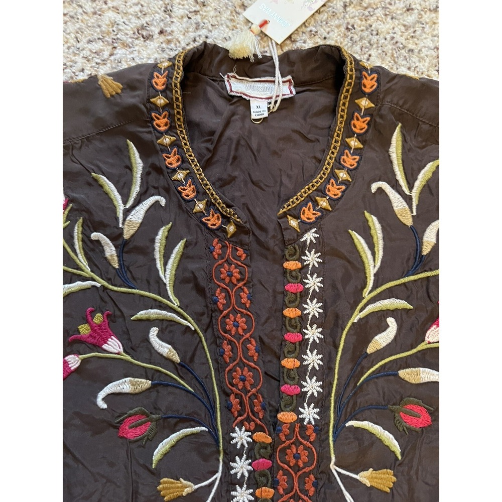 NWT Johnny Was %100 Silk XL Brown Embroidered Elastic Sleeves Tunic Blouse $305 - Picture 3 of 9